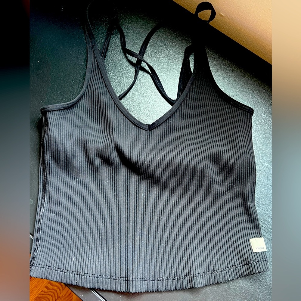 Vuori Charcoal Ribbed V-Neck Tank Top